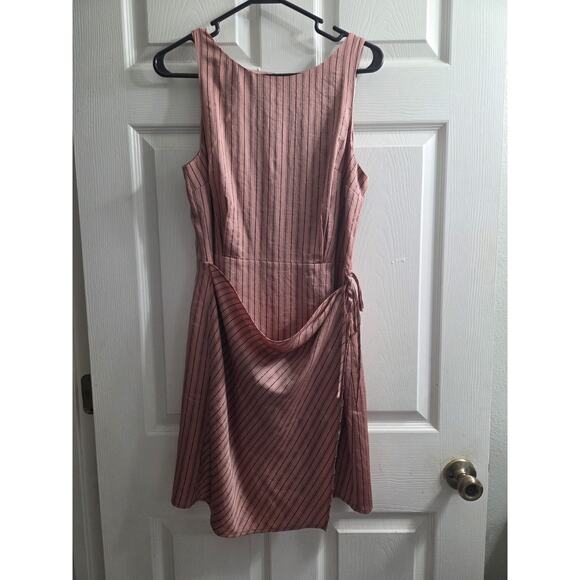 Express Mini Striped Satin Sheath Dress Mauve Pink Wrap Dress peek a boo Back M - Picture 2 of 8